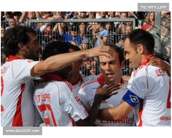 云达不莱梅客场三比二险胜汉堡，赢得北方德比